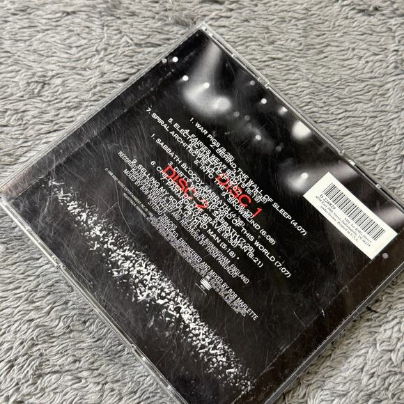 Reunion by Black Sabbath (CD, Oct-1998, 2 Discs, Epic) w/ Booklet - Picture 2 of 5